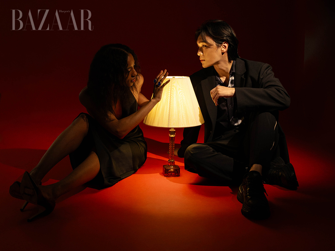 Đỏ và đen, nơi những sự đối lập cùng tồn tại và bổ sung cho nhau缩略图