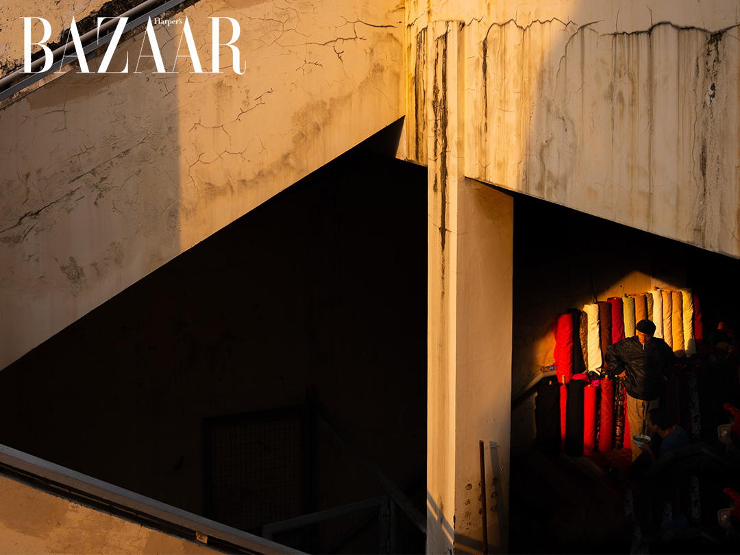 Hành trình chụp thế giới, soi chiếu mình của Tùng Xuân Lâm trong Triển lãm Nhân Dạng Gốc缩略图