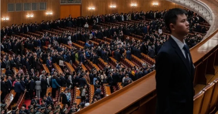 Người nhà quan chức ĐCSTQ có thể bị Mỹ trục xuất, người thân quan chức Iran bị trục xuất tạo tiền lệ缩略图