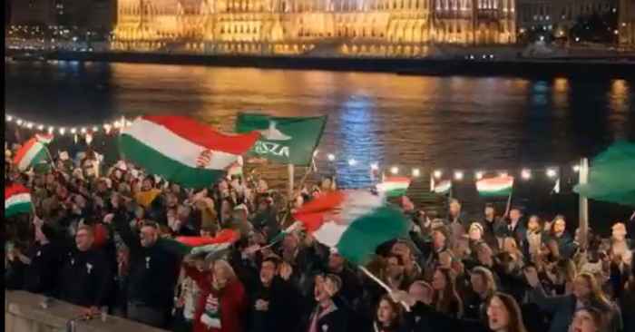 Chấn động toàn cầu: Kẻ độc tài Hungary ngã ngựa! Dân chúng hân hoan, ông Tập thực sự hoảng sợ?缩略图