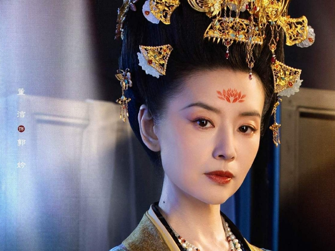 “Nàng Chúc Anh Đài” Đổng Khiết uy nghi trong Mạc Ly缩略图