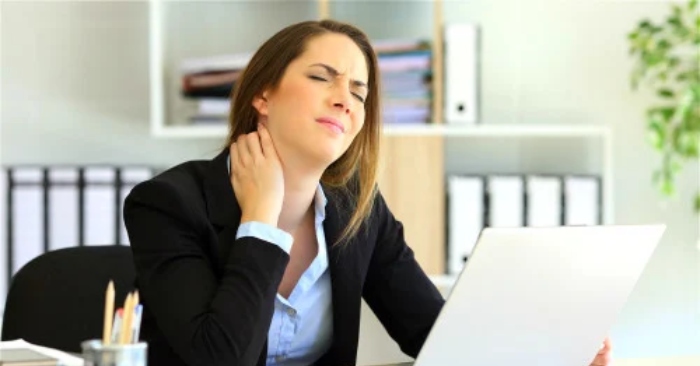 Bài tập cột sống cổ 5 phút, thực hiện mỗi ngày giúp giảm cứng cổ缩略图