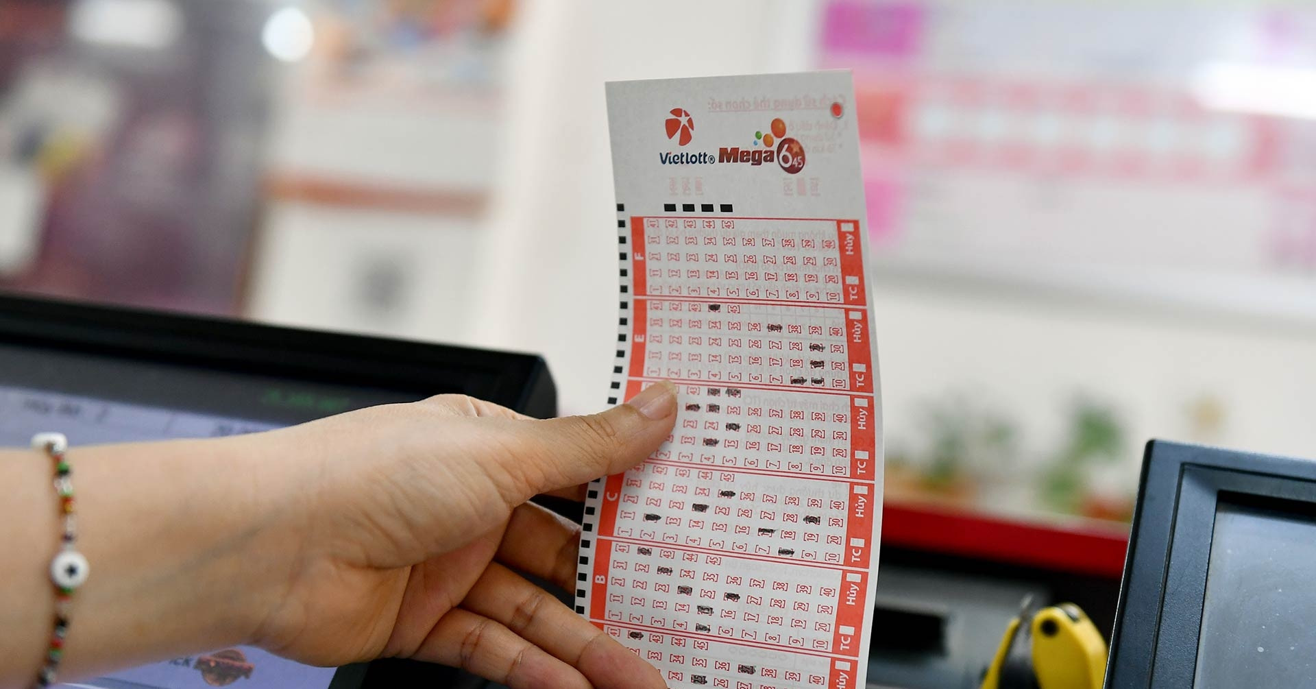 Lộ diện tấm vé trúng độc đắc Vietlott hơn 23 tỷ đồng tối nay缩略图