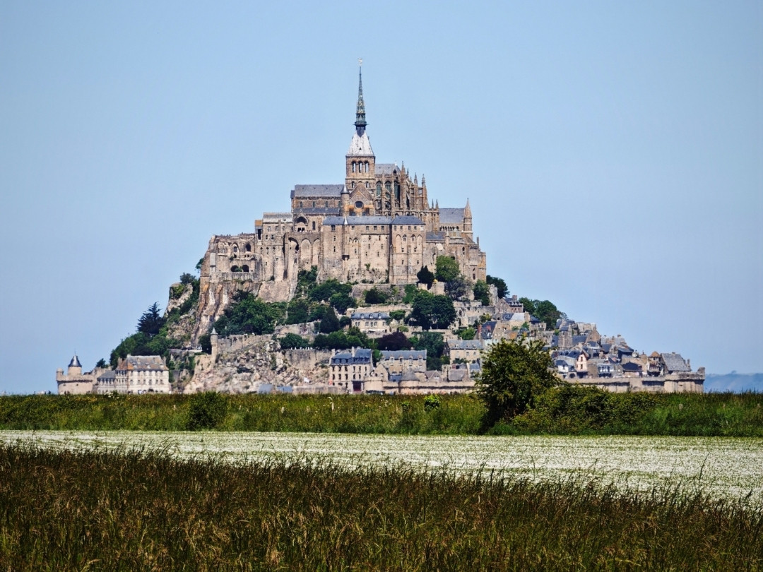 Mont-Saint-Michel ở Pháp, nơi tổ chức lễ cưới của Hề Mộng Dao và Hà Du Quân缩略图