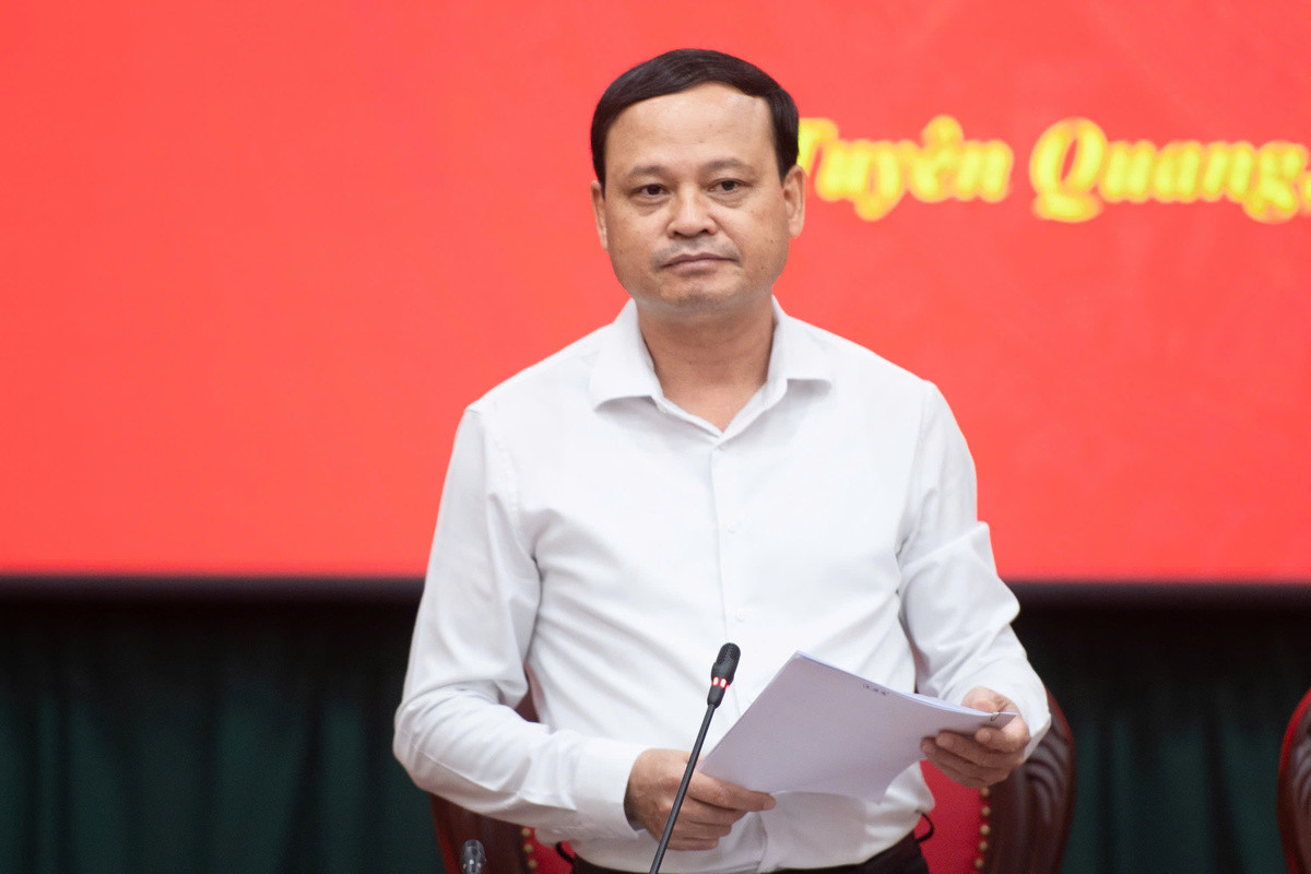 100% phụ huynh, thí sinh điểm thi THPT Chuyên Tuyên Quang đề nghị thi lại môn Toán缩略图