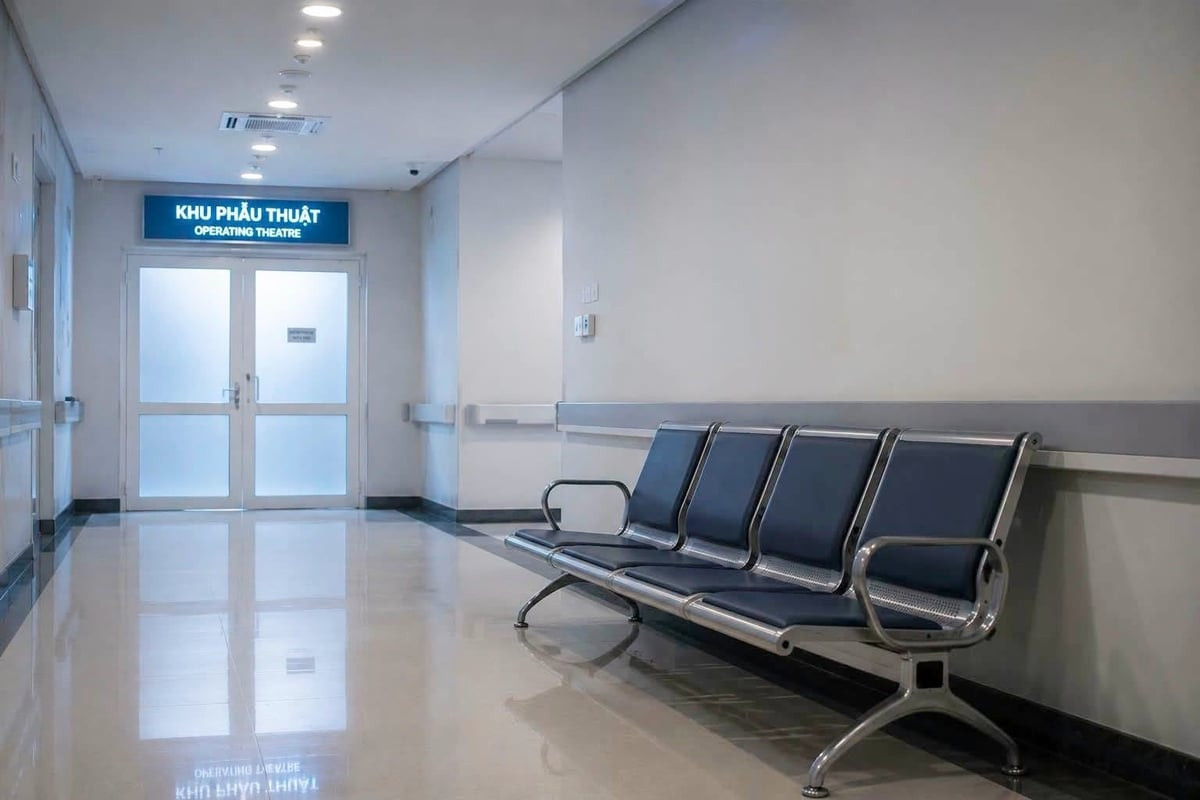 Bác sĩ nói về nơi ám ảnh nhất bệnh viện: Không phải phòng mổ, mà là dãy ghế chờ缩略图