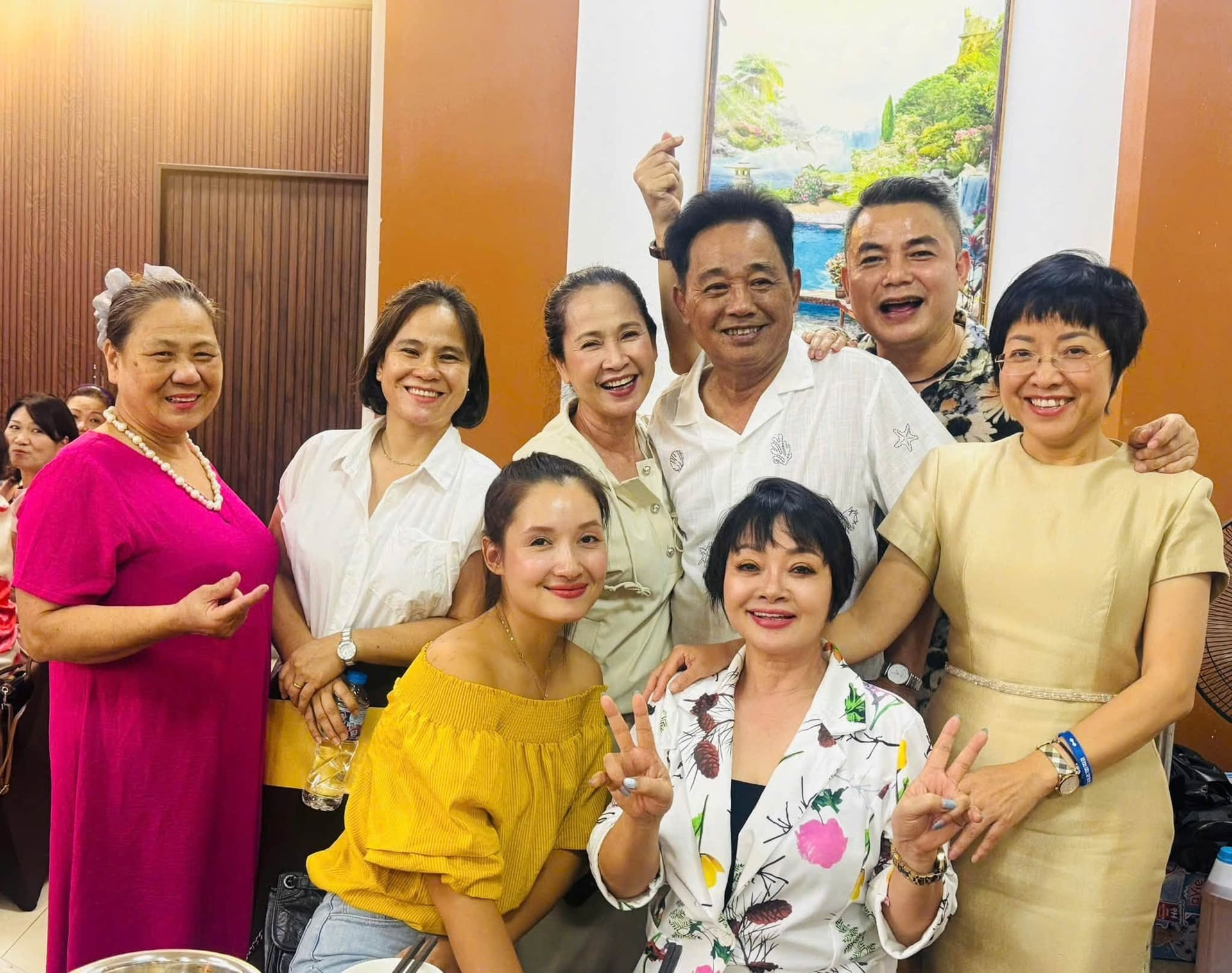 Bất ngờ diện mạo hiện tại của NSND Quốc Khánh sau tin đồn về sức khỏe缩略图