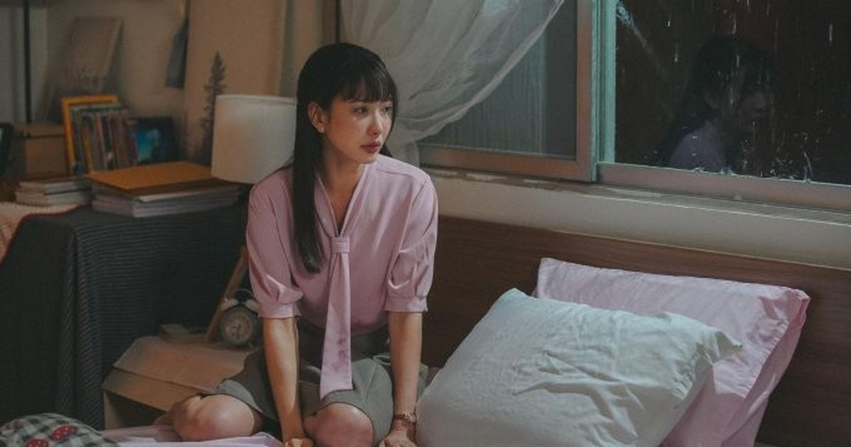 Chồng cũ xin ngủ lại 1 đêm để tiện thăm con, sáng hôm sau tôi bủn rủn ám ảnh khi nhặt được tờ giấy trên giường缩略图