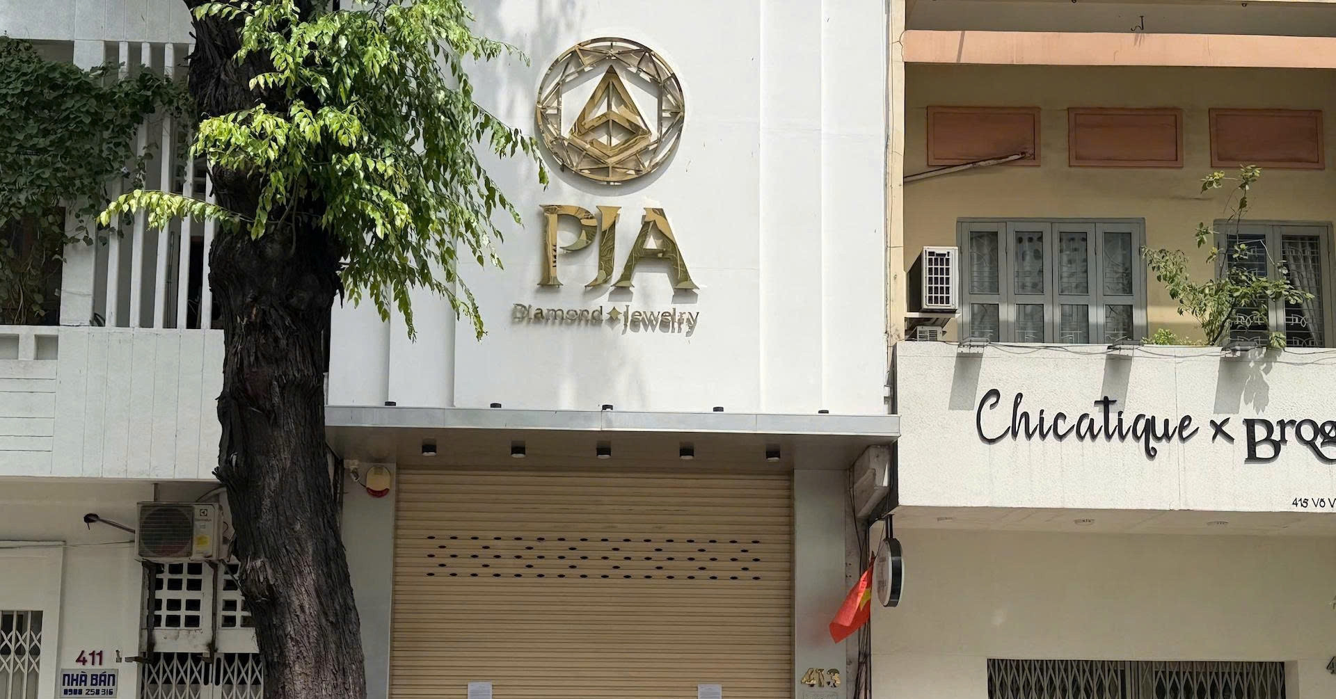 Cửa hàng kim cương bất ngờ đóng cửa, khách hàng lo kẹt tài sản hàng tỷ đồng缩略图