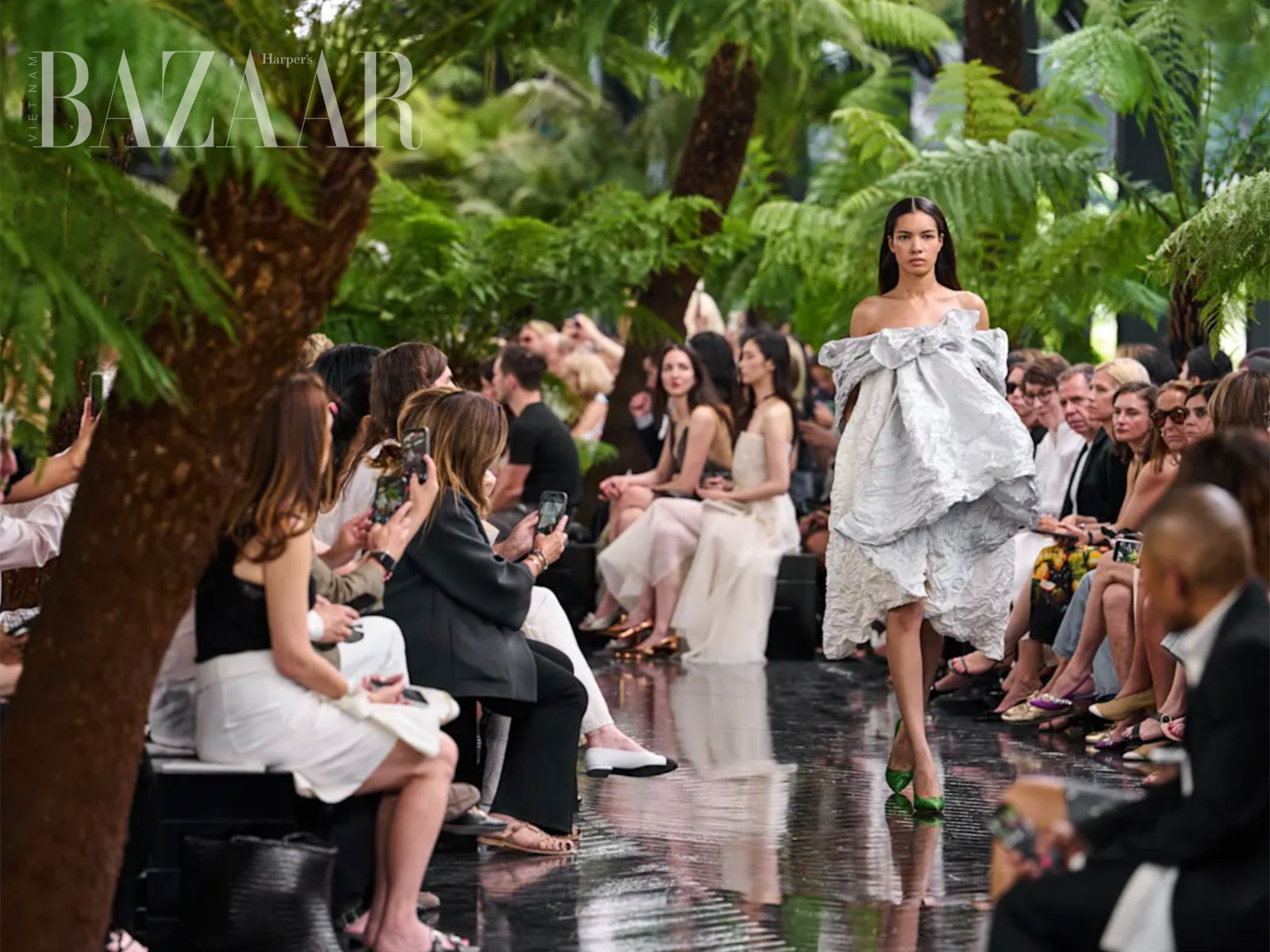 Vừa thiết kế váy cưới cho Taylor Swift, Dior trình làng luôn BST Haute Couture Thu Đông 2026缩略图