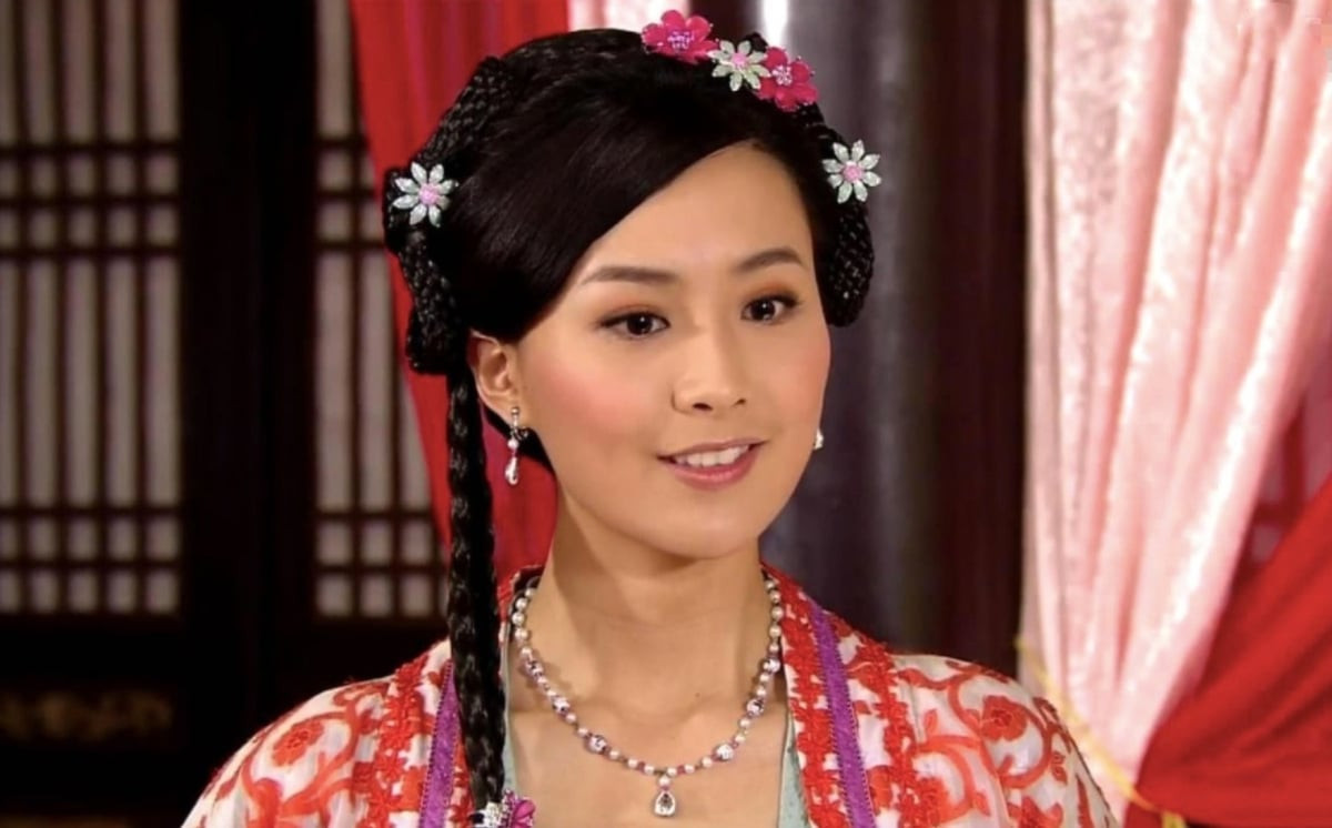 &amp;apos;Hoa hậu TVB&amp;apos; thành danh tại Hollywood, U50 viên mãn bên chồng CEO缩略图