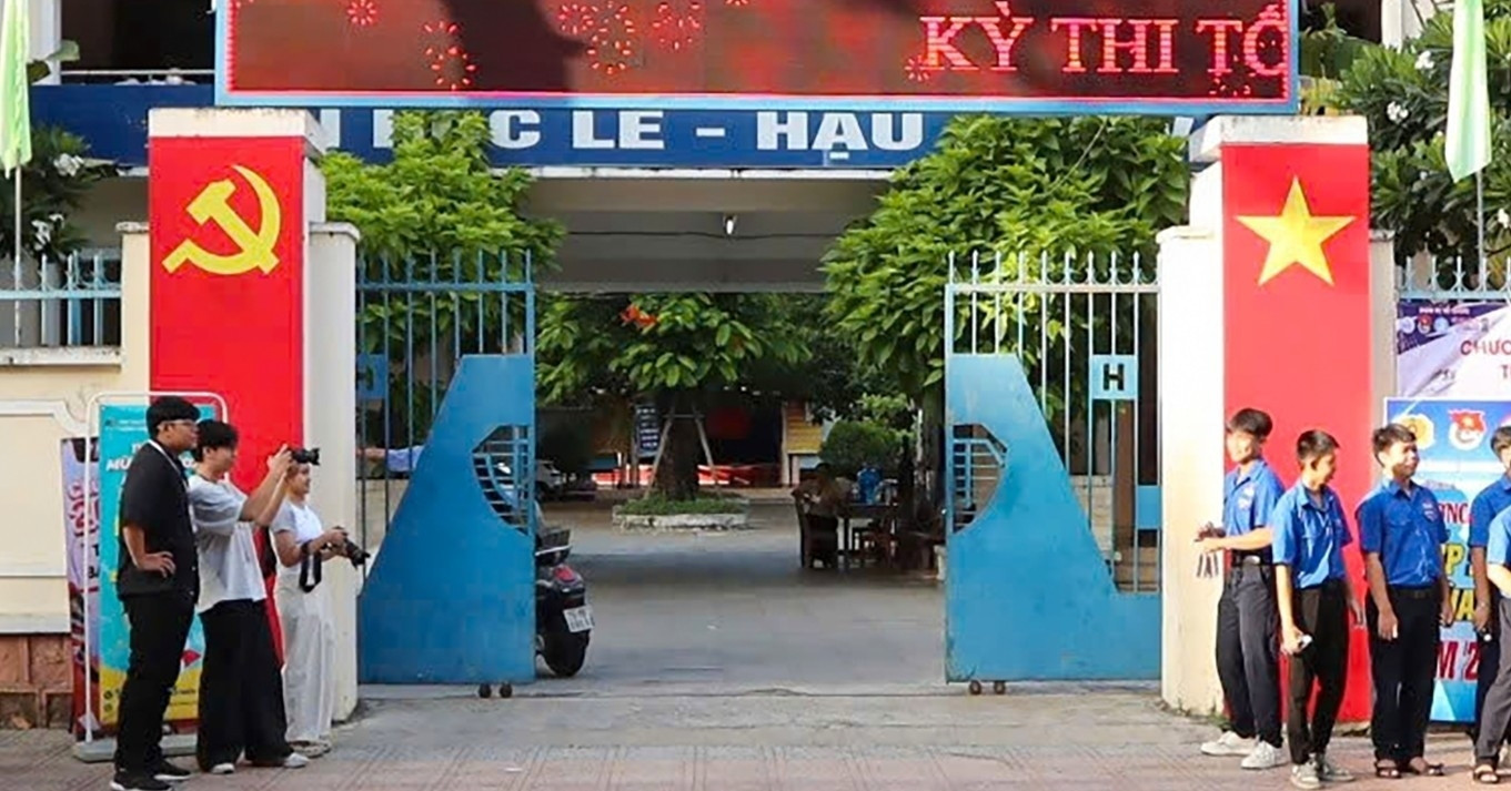 Hủy toàn bộ kết quả thi tốt nghiệp THPT của thí sinh mang điện thoại vào phòng thi缩略图