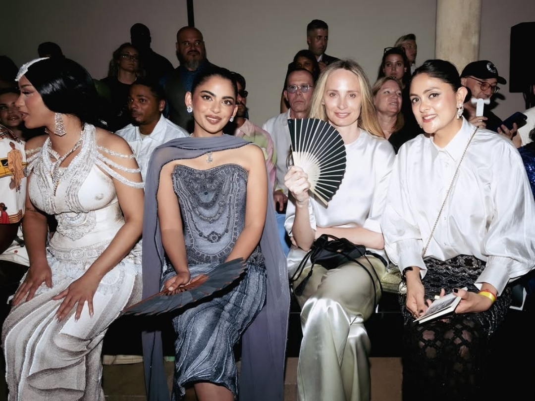 Isha Ambani mang Hermès Sac Bijou Birkin hiếm bậc nhất thế giới tới show Rahul Mishra缩略图