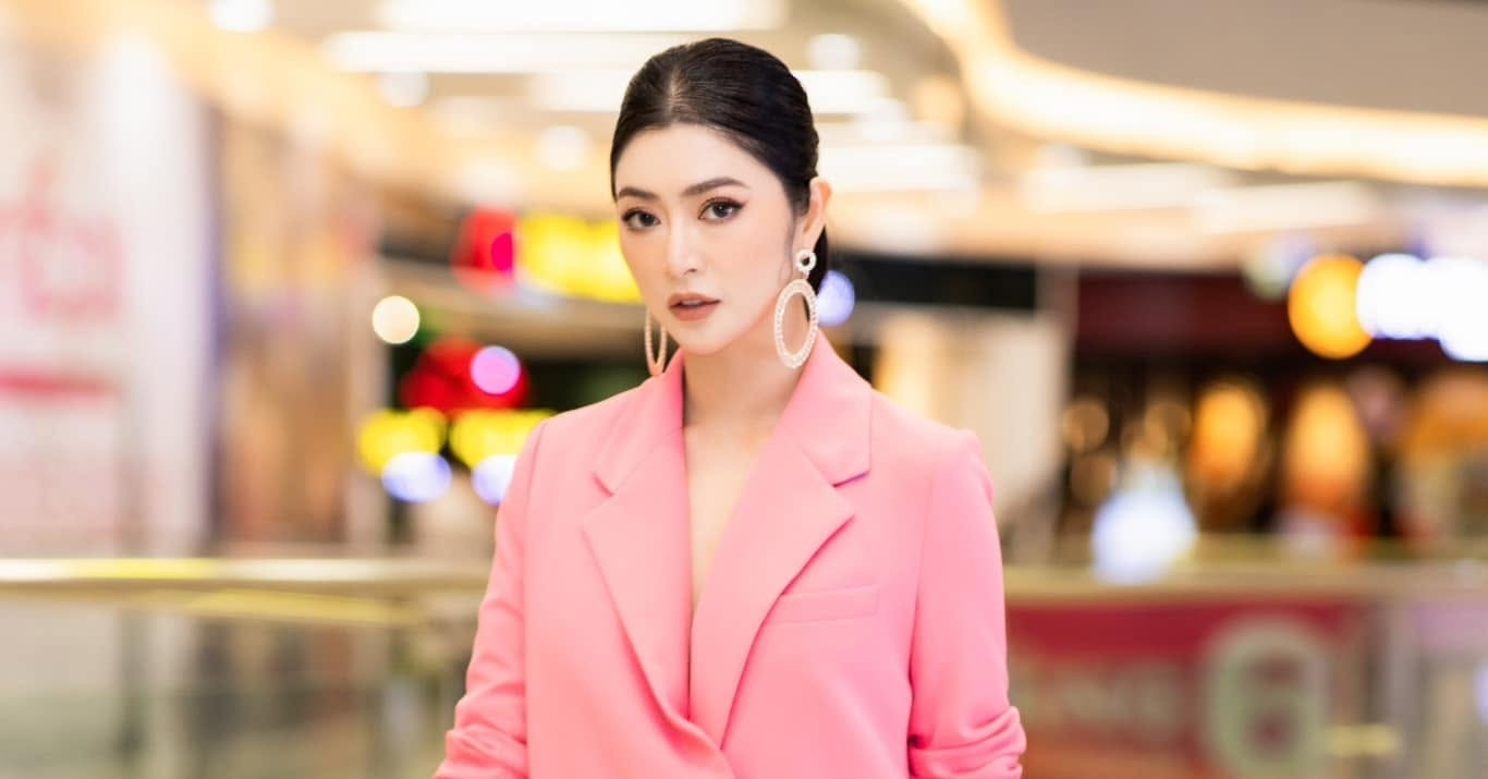 &amp;apos;Ngọc nữ phim giờ vàng&amp;apos; khoe vóc dáng nuột nà bên chồng sau khi sinh con đầu lòng, cuộc sống viên mãn ở tuổi 40缩略图