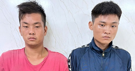 Người đàn ông đã bị ngã xe còn gặp phải 2 tên cướp đội lốt người tốt缩略图