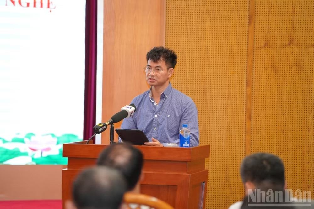 NSND Xuân Bắc: Chấn chỉnh tình trạng ca sĩ hát nhép, lừa dối khán giả缩略图