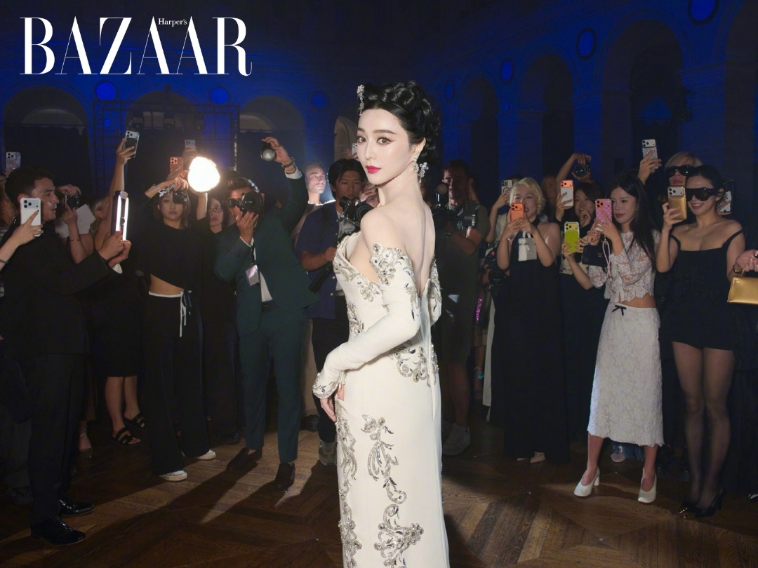 Phạm Băng Băng chưa từng đánh mất vị thế tại Tuần lễ Haute Couture Paris缩略图