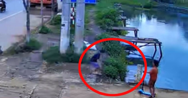 Phản ứng nhanh nhạy của bé trai 9 tuổi cứu em họ 6 tuổi khỏi đuối nước缩略图