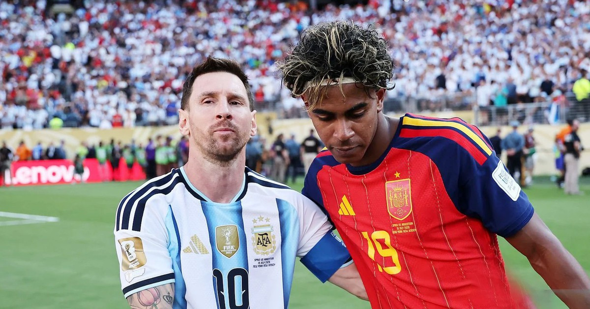Sau 19 năm, cậu bé 5 tháng tuổi được Messi tắm cho ngày nào, nay đã trở thành tân vương缩略图