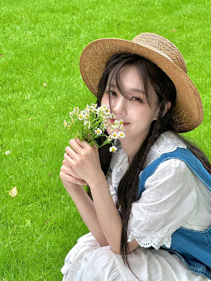 Cuối ngày hôm nay (6/8/2026), Thần Tài mở cửa, 3 con giáp ra đường &amp;apos;đụng trúng hố vàng&amp;apos;, mỏi tay đếm tiền, giàu nứt đố đổ vách缩略图