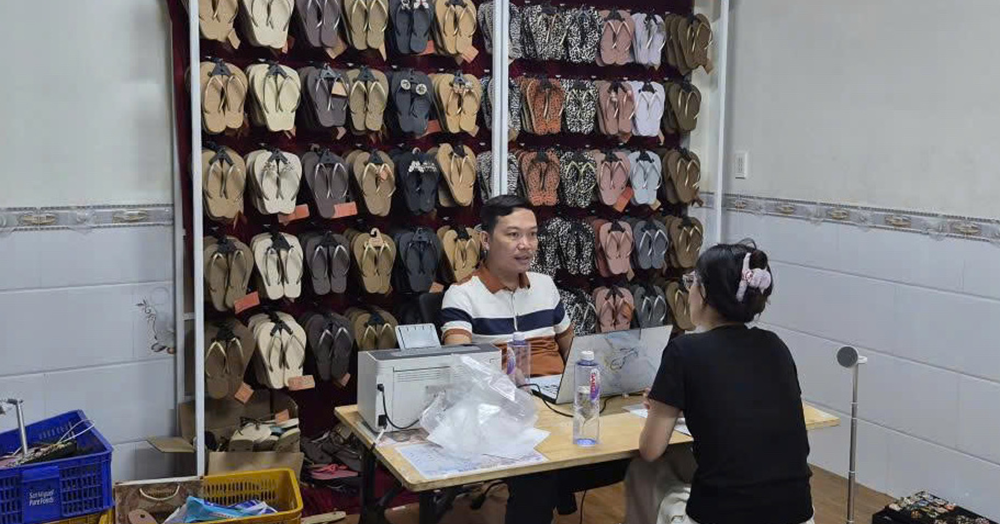 Bắt vợ chồng bán dép giả thương hiệu Havaianas, thu giữ tang vật 7,3 tỷ đồng缩略图