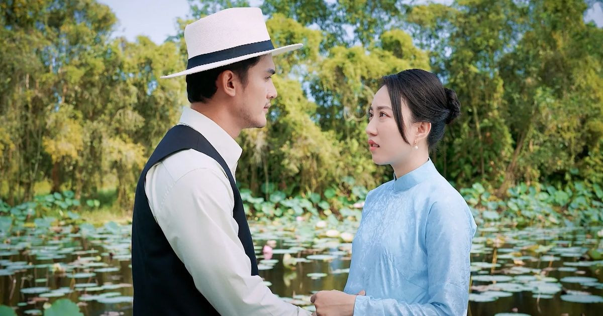 Bị bắt gặp giữa chốn đông người, cặp sao truyền hình khiến dân mạng đồng loạt đẩy thuyền缩略图