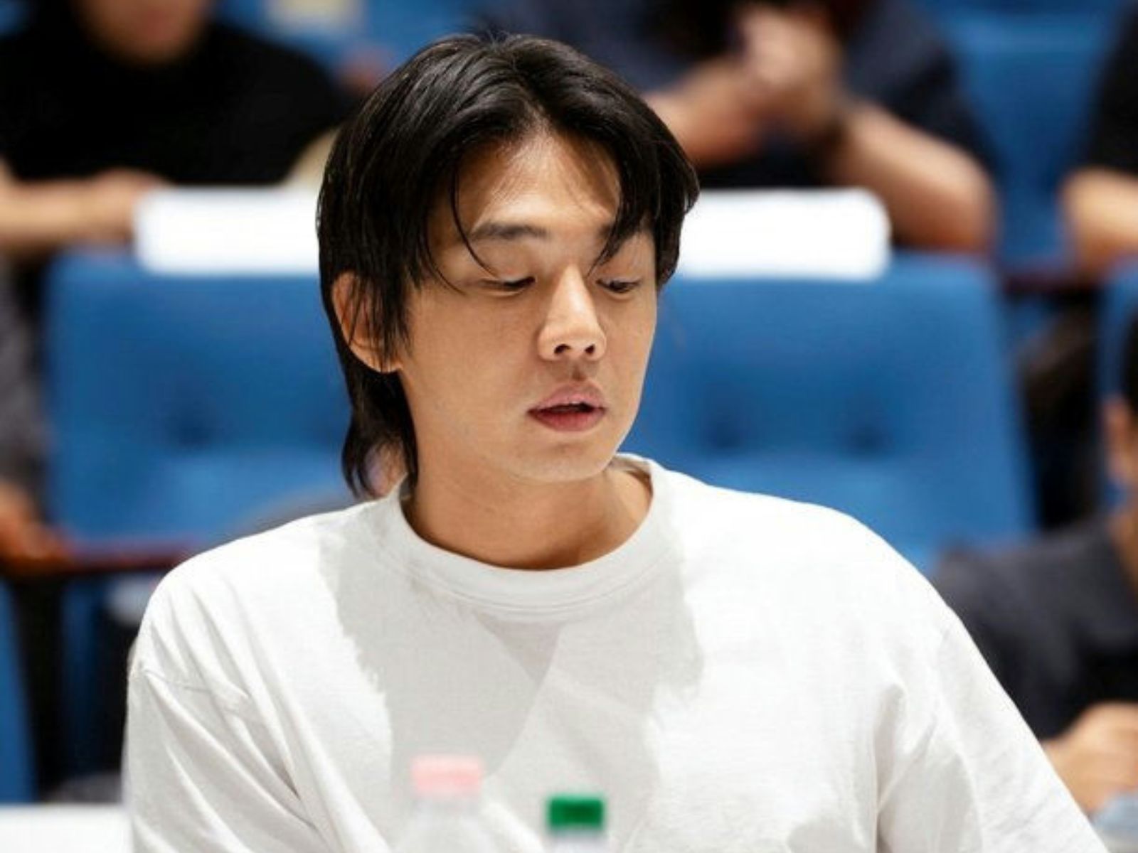 Yoo Ah In tái xuất mản ảnh rộng với phim tâm linh Vampir từ đạo diễn Exhuma缩略图