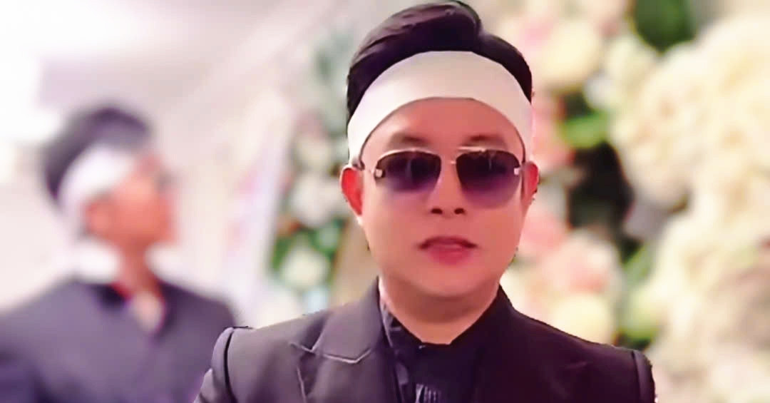 Ca sĩ Quang Lê chịu tang mẹ缩略图