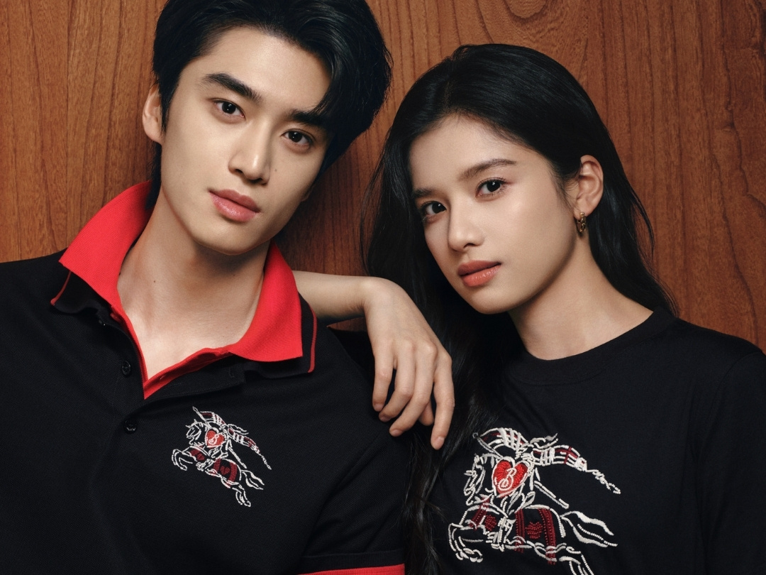 Burberry se duyên cho Trương Tịnh Nghi và Trương Khang Lạc缩略图
