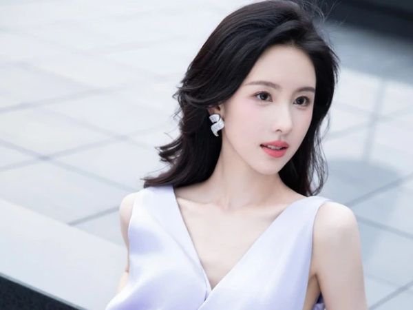 Đúng 6h sáng thứ Bảy 8/8/2026, Thần Tài chỉ đích danh 3 con giáp rơi trúng hố vàng, tiền bạc ùa về nhà như lũ cuốn缩略图