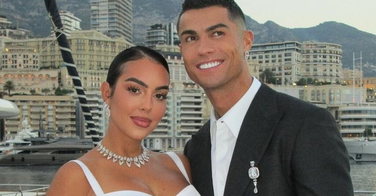 Đám cưới Ronaldo gây sốt với danh sách khách mời rò rỉ, không có tên Messi缩略图