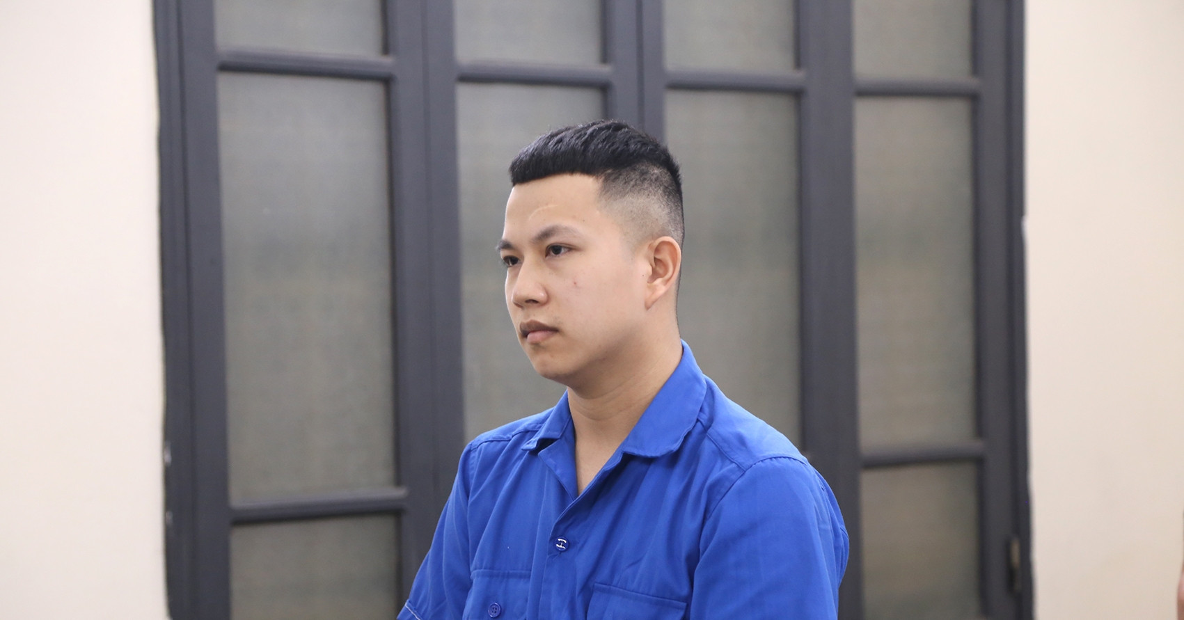 Đường dây làm giả con dấu, giấy khám sức khỏe bị phanh phui từ tin báo một khách hàng缩略图