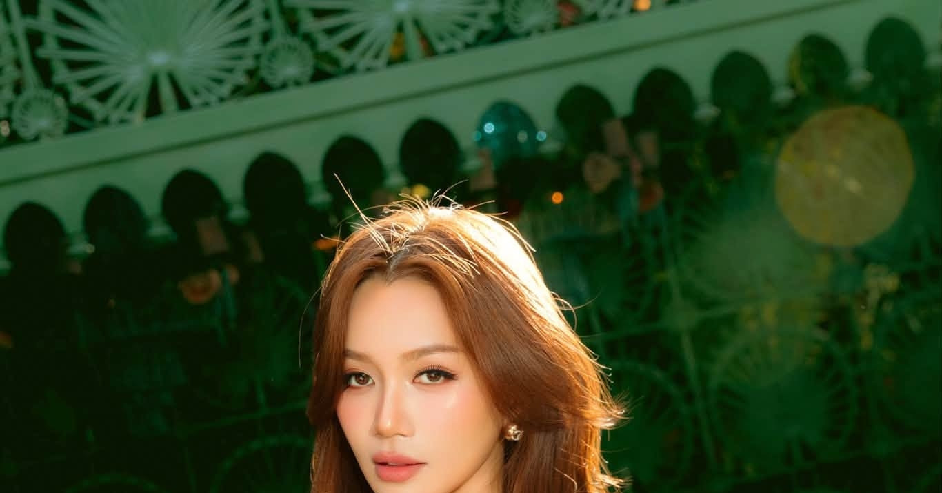 Học phí 50 triệu của lớp make-up Sĩ Thanh gây bàn tán缩略图
