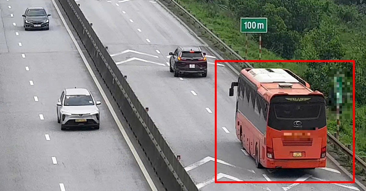 Ngày đầu nghỉ lễ Quốc khánh, 9 tài xế bị phạt lỗi không giữ khoảng cách缩略图
