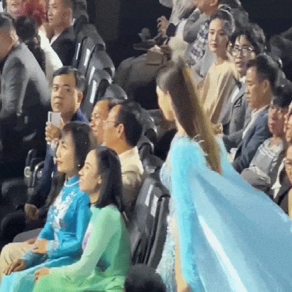 Người duy nhất át vía được nhan sắc Mai Phương Thúy: Đẹp đến nỗi kim cương cũng không sánh bằng缩略图