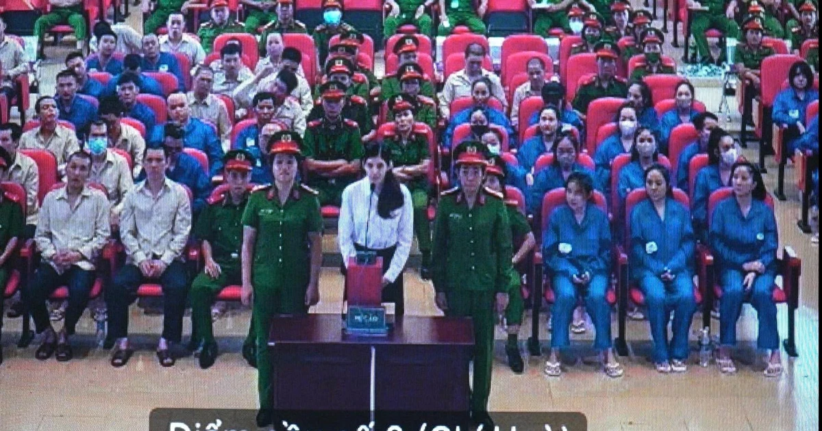 Người mẫu An Tây khai tên những người mua hộ ma túy缩略图