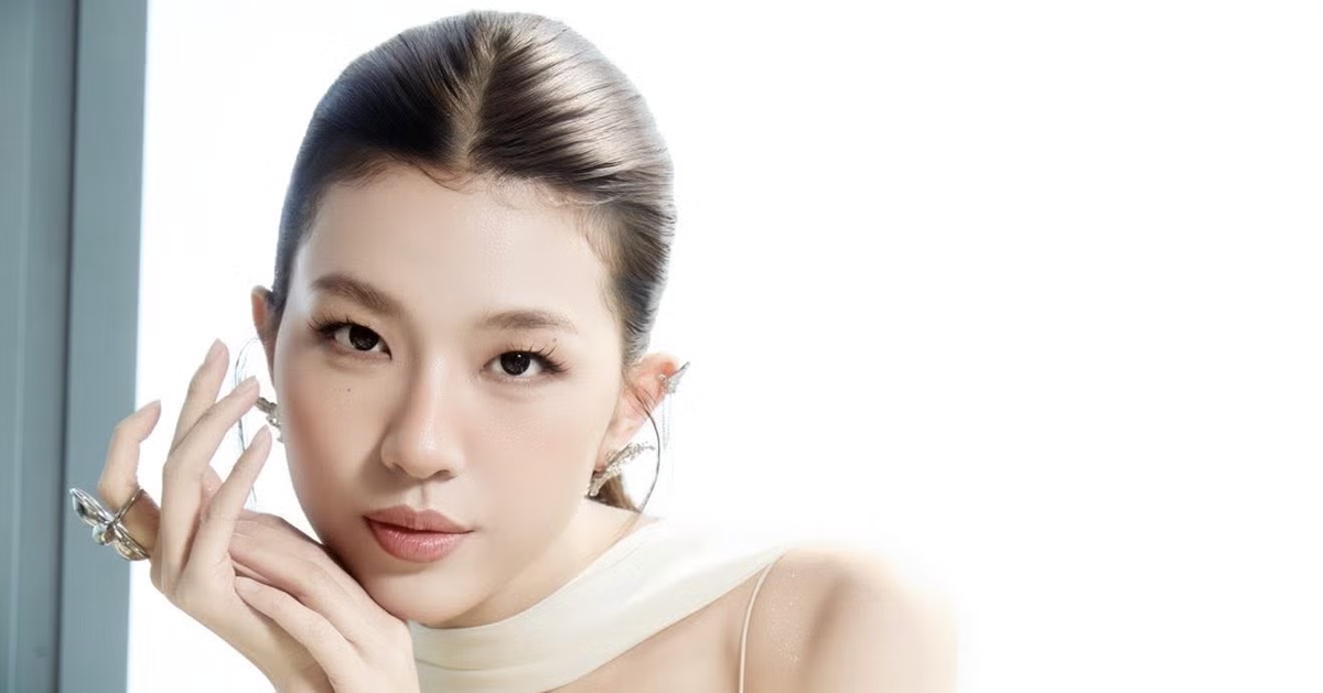 Nữ ca sĩ gen Z từng đỗ Á khoa đại học, hát hay múa giỏi được đề cử gương mặt đẹp nhất thế giới 2026缩略图