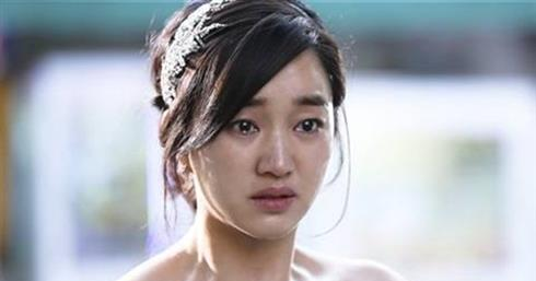 Thấy nhà thông gia đi xe máy đưa dâu thì xem thường, ai dè bố cô dâu cười: &amp;apos;Xe chở 2 tỷ tặng vợ chồng nó đấy&amp;apos;&amp;apos;缩略图