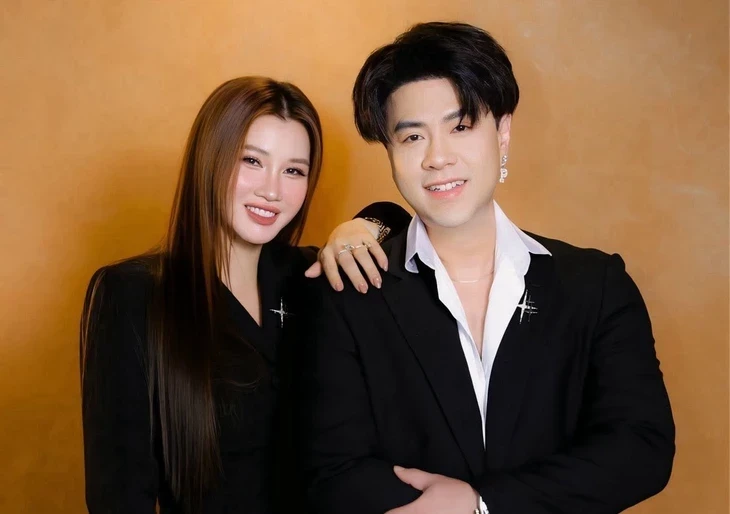 Thực hư tin đồn Akira Phan chia tay bà xã doanh nhân chỉ sau 3 tháng cưới缩略图
