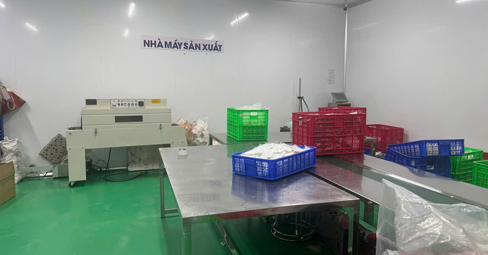 Truy tố bà chủ sản xuất, buôn bán hơn 10.000 hũ kem trộn gắn mác hàng ngoại缩略图