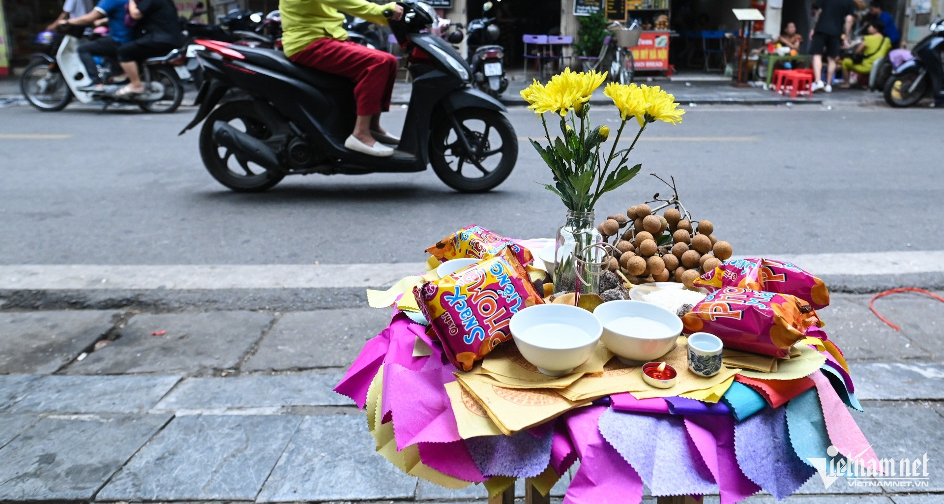 Văn khấn chúng sinh Rằm tháng 7 ngoài trời năm 2026 nhiều nhà tin dùng缩略图