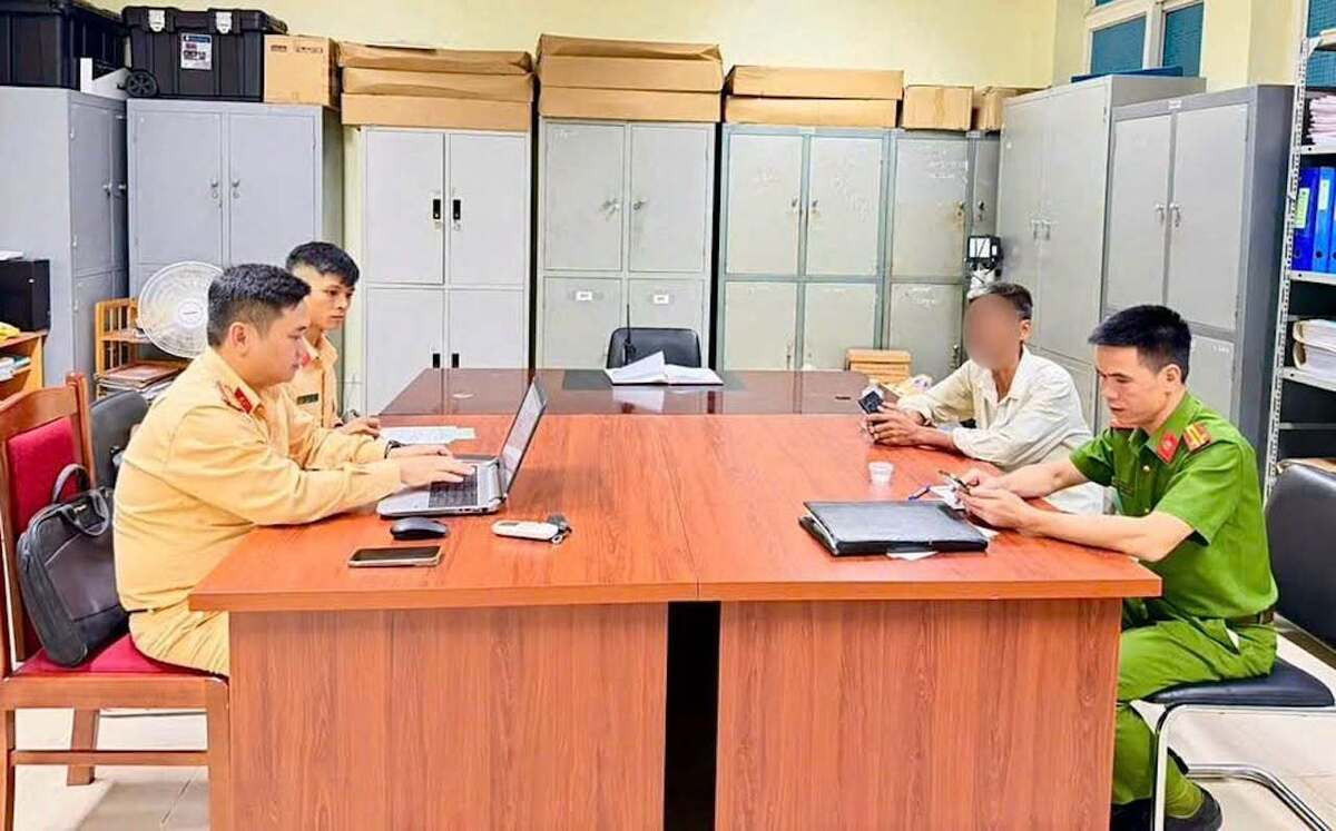 Vi phạm giao thông 96 lần, tài xế ở Phú Thọ bị phạt gần 500 triệu đồng缩略图