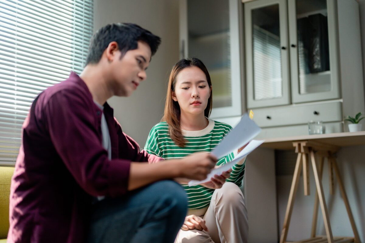 Vợ chỉ cho giữ 3 triệu đồng/tháng, tôi phải làm 2 &amp;apos;bảng lương&amp;apos; để có tiền cà phê缩略图