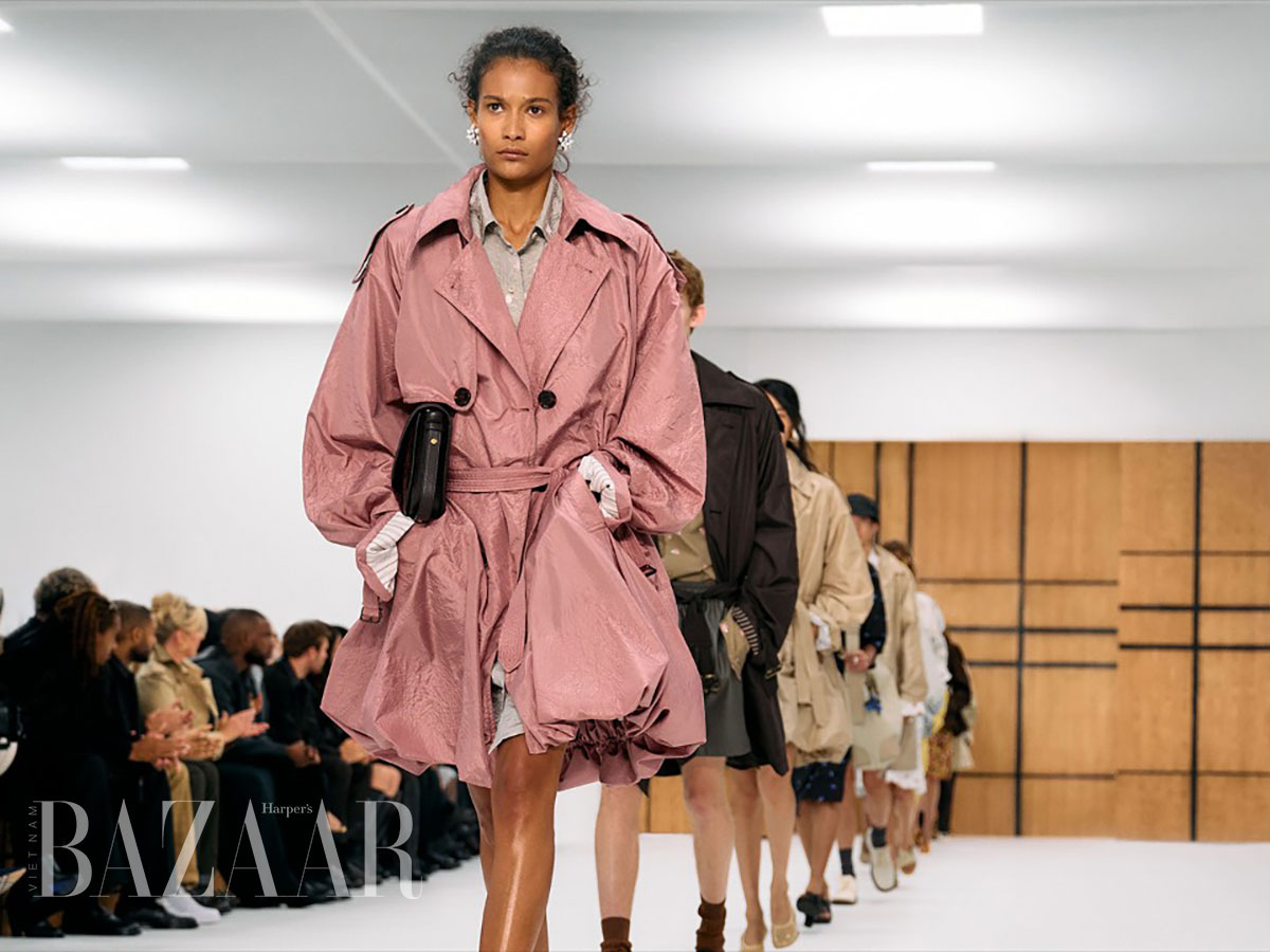 Burberry Xuân Hè 2027: Burberry đâu chỉ có họa tiết kẻ sọc tartan缩略图