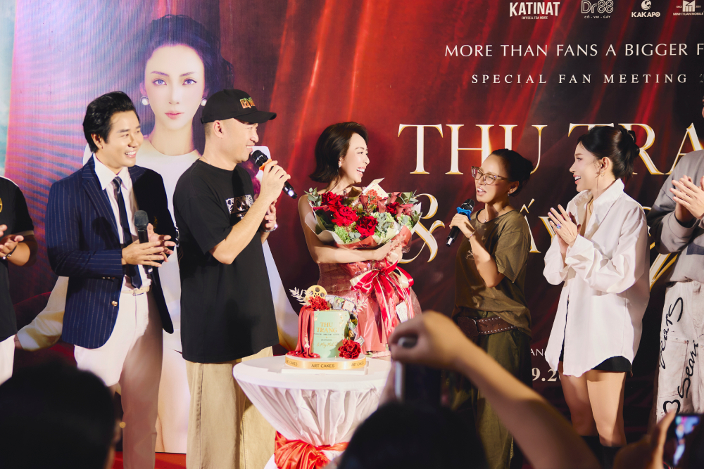 Thu Trang hé lộ kế hoạch cho 2 dự án điện ảnh trăm tỷ tại fan meeting缩略图