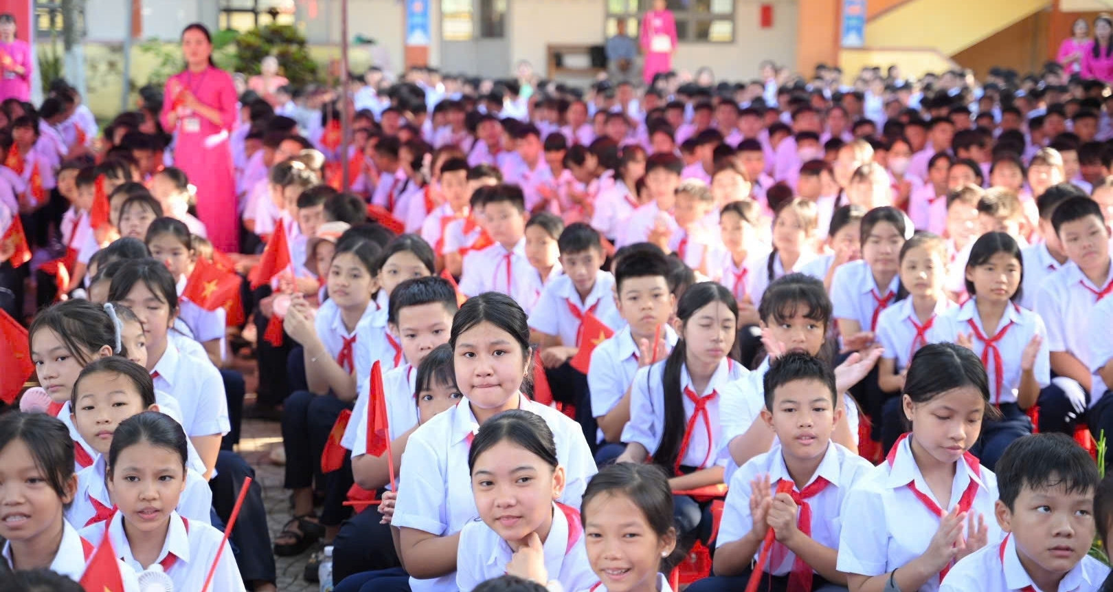 Bộ GD-ĐT dự kiến không cho phép lập quỹ của Ban đại diện cha mẹ học sinh缩略图