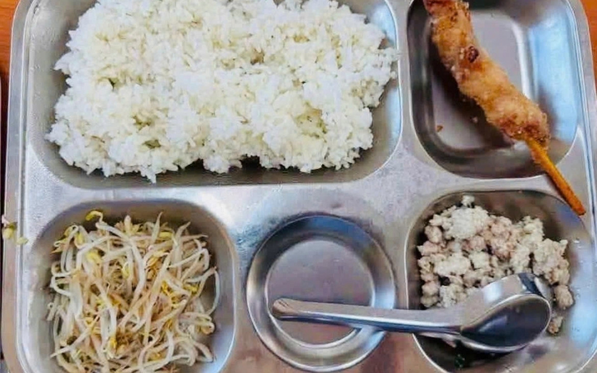 Bữa ăn bán trú Hà Nội: Quy trình chặt, vì sao vẫn xảy ra sự cố?缩略图