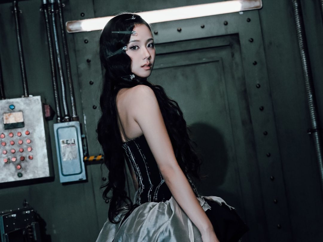 Món quà đặc biệt mà Jisoo dành cho fan Việt trong MV “Click”缩略图