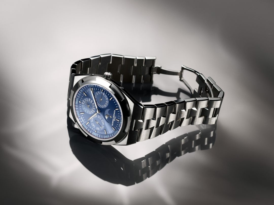 Vacheron Constantin kỷ niệm 30 năm ra mắt BST đồng hồ Overseas với phiên bản giới hạn缩略图