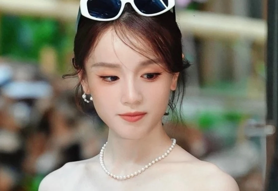 Trương Nhã Kỳ bị cắt sóng缩略图